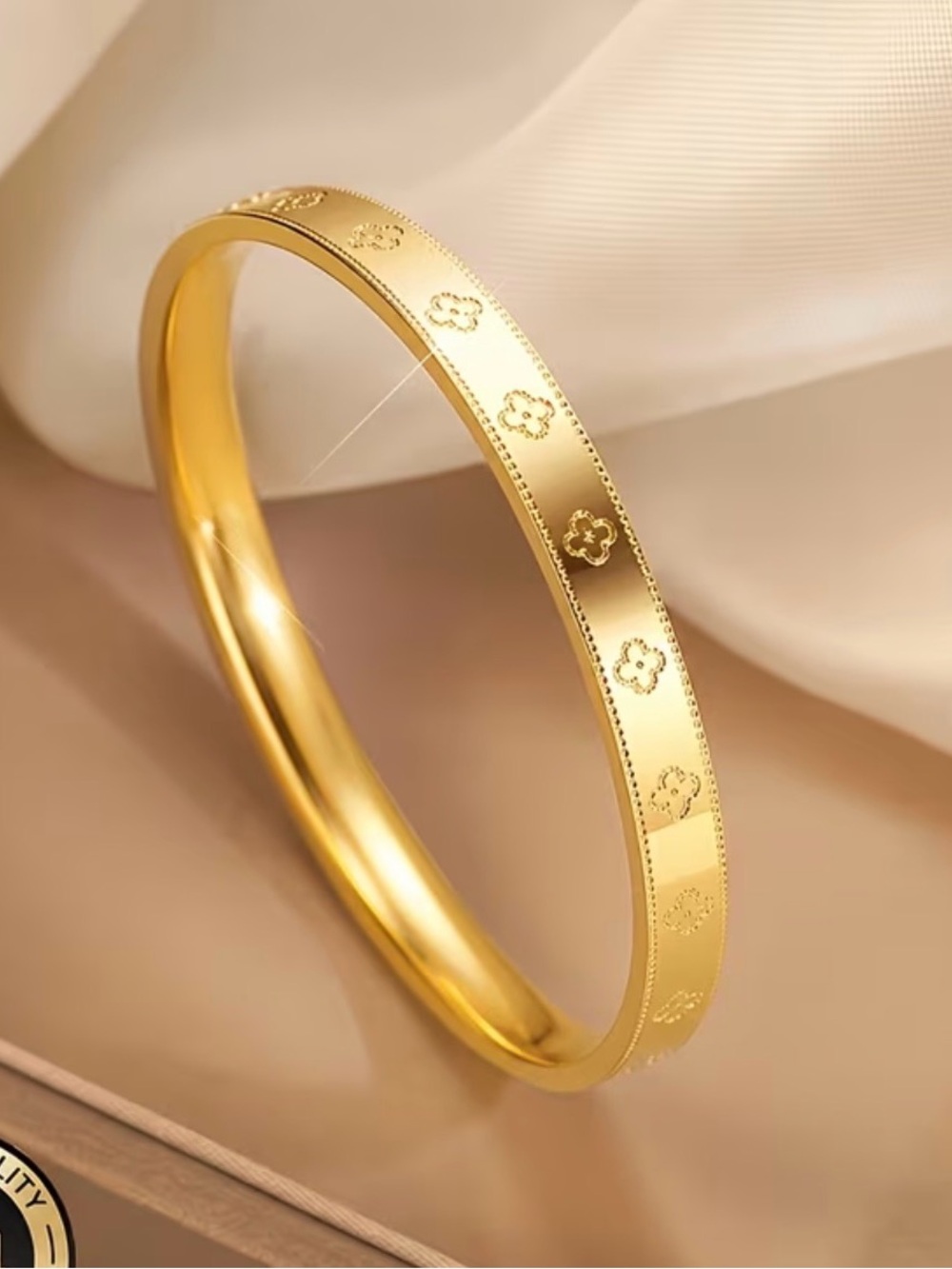 Elegant Gold Floral Engraved Bangle Bracelet
